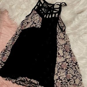 Free People floral dress. Size medium.